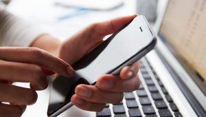 DEVISING THE CELL PHONE REIMBURSEMENT POLICY FOR YOUR COMPANY